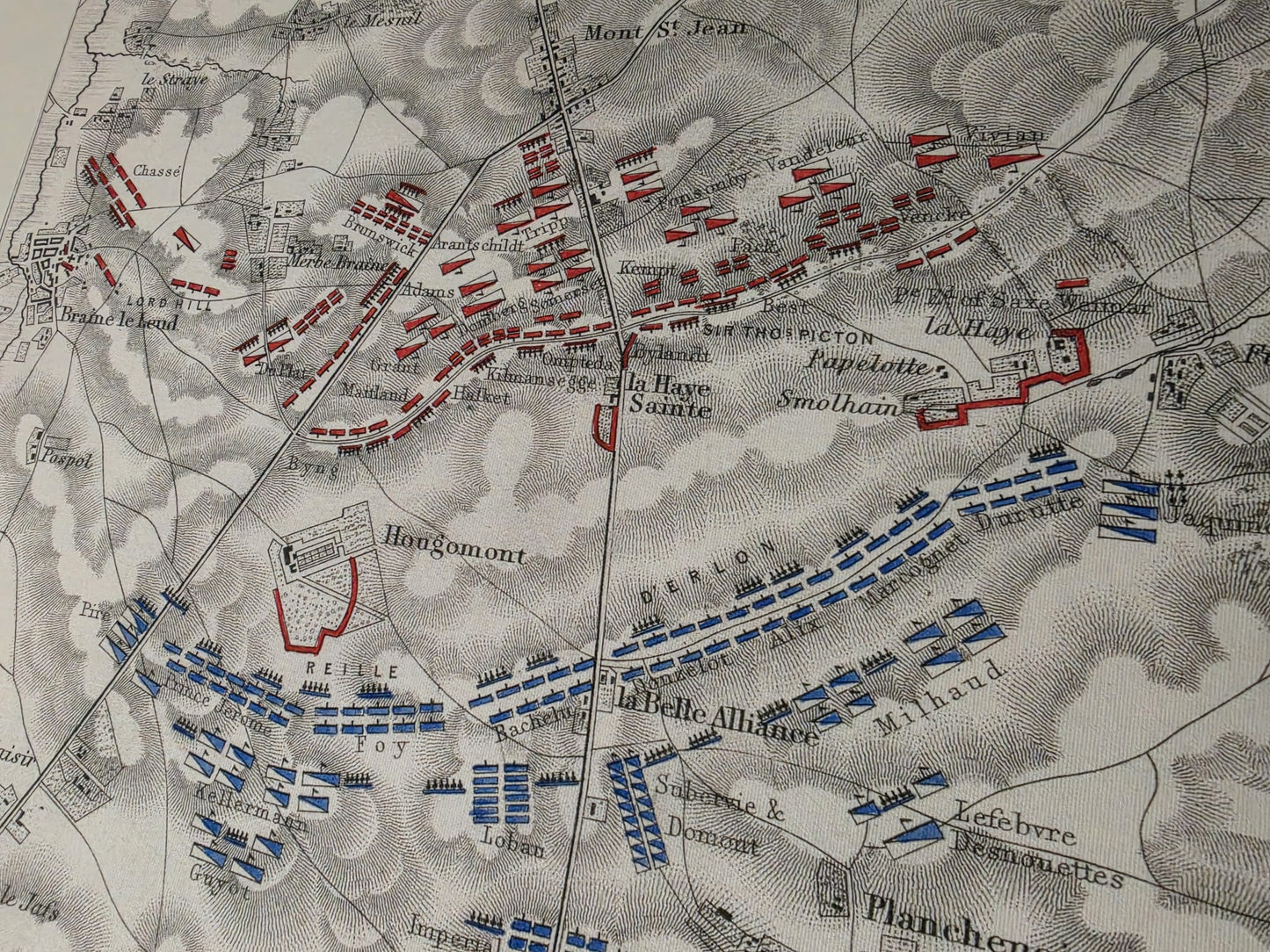 Stampa cartografica della battaglia di Waterloo 1815 - Piano militare storico con formazioni dell'esercito